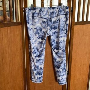 Necessity capris L 🌺